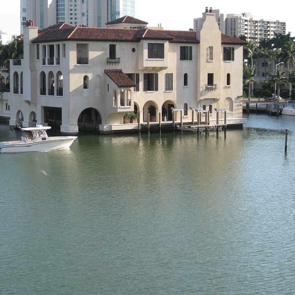Best Dental Clinics in Naples, Florida