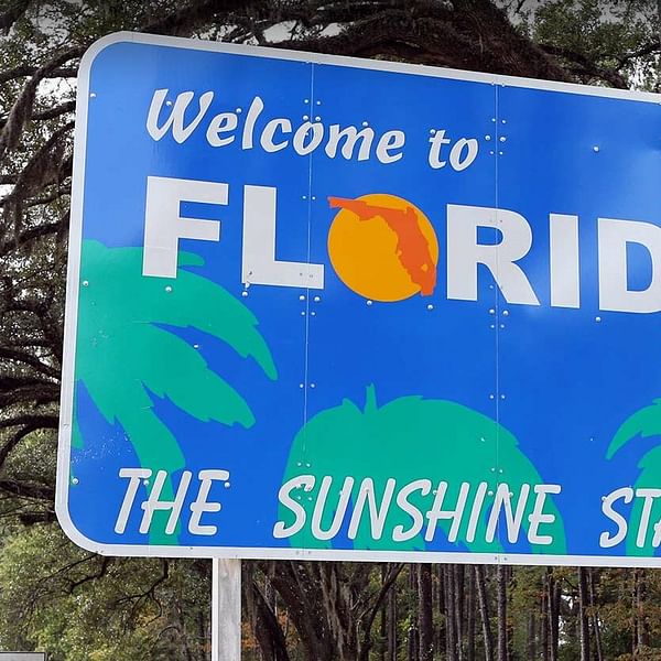 Best Dental Clinics in Holiday, Florida