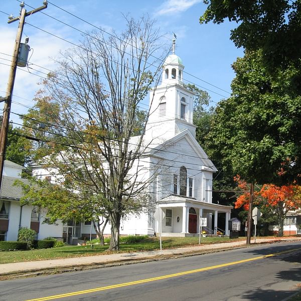 Best Dental Clinics in Ludlow, Massachusetts