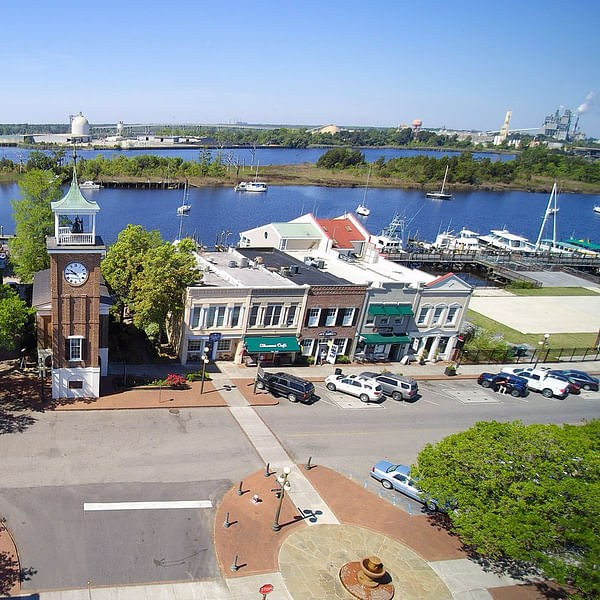Best Dental Clinics in Georgetown, Massachusetts