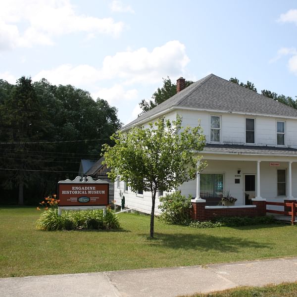 Best Dental Clinics in Engadine, Michigan