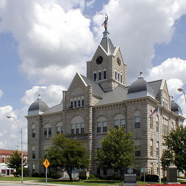 Best Dental Clinics in Bolivar, Missouri