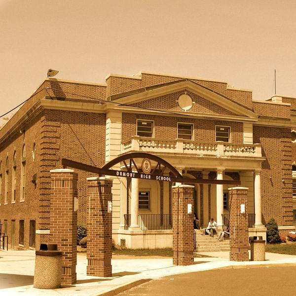 Best Dental Clinics in Dumont, New Jersey