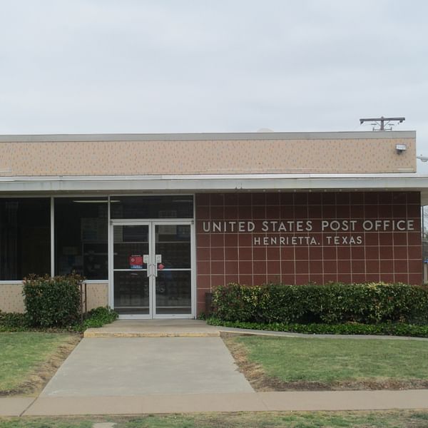 Best Dental Clinics in Henrietta, Texas
